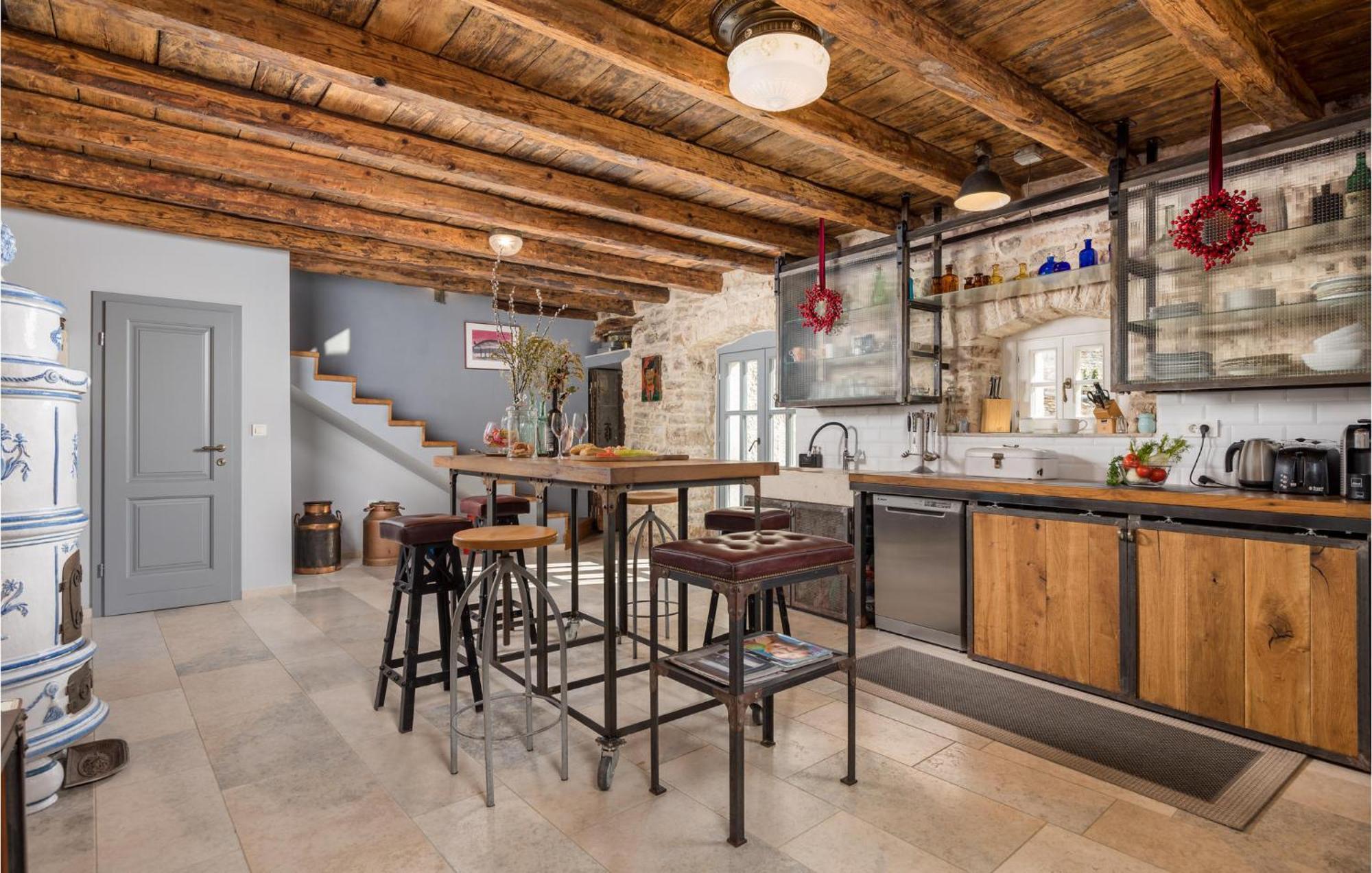Amazing Home In Foli With Kitchen ภายนอก รูปภาพ